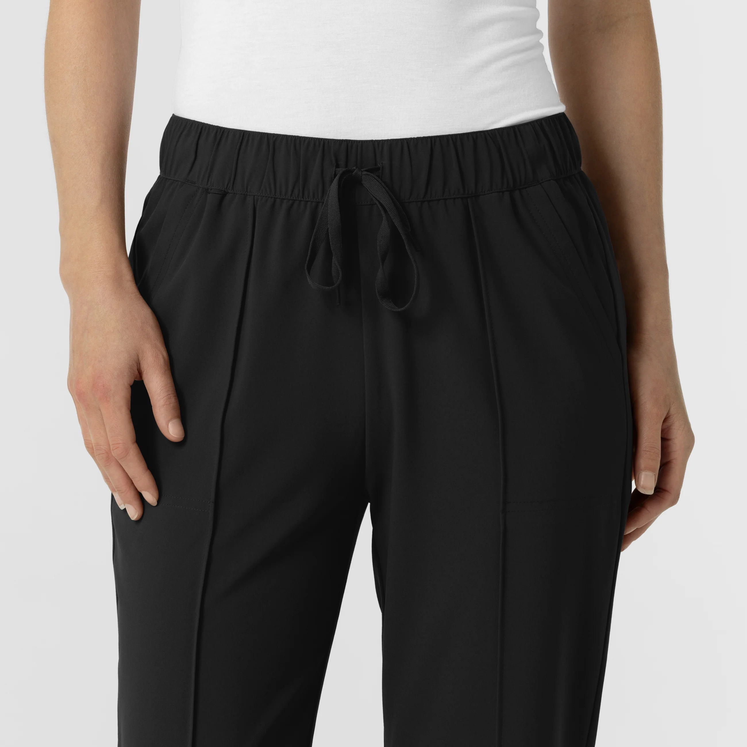 RENEW Women's Tapered Ankle Scrub Trouser - Black - Image 4