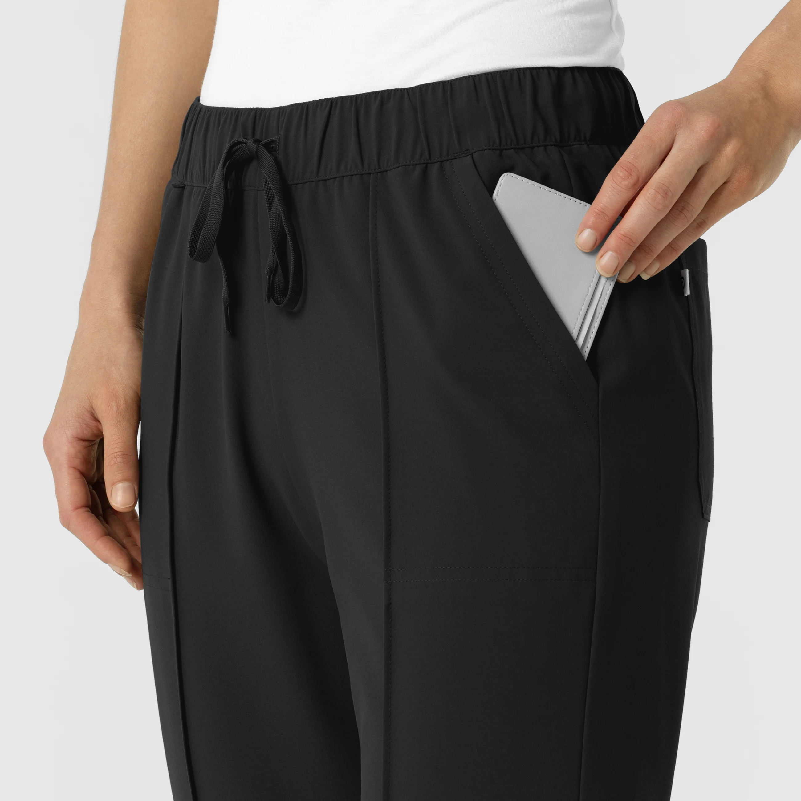 RENEW Women's Tapered Ankle Scrub Trouser - Black - Image 7