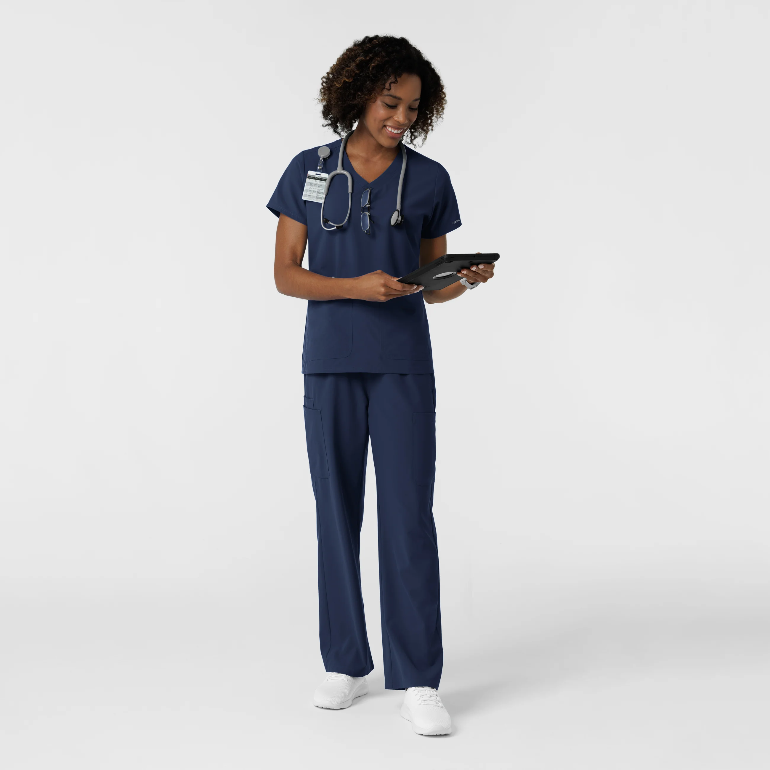 NURTUR Women's V-Neck Scrub Top - Navy - Image 3