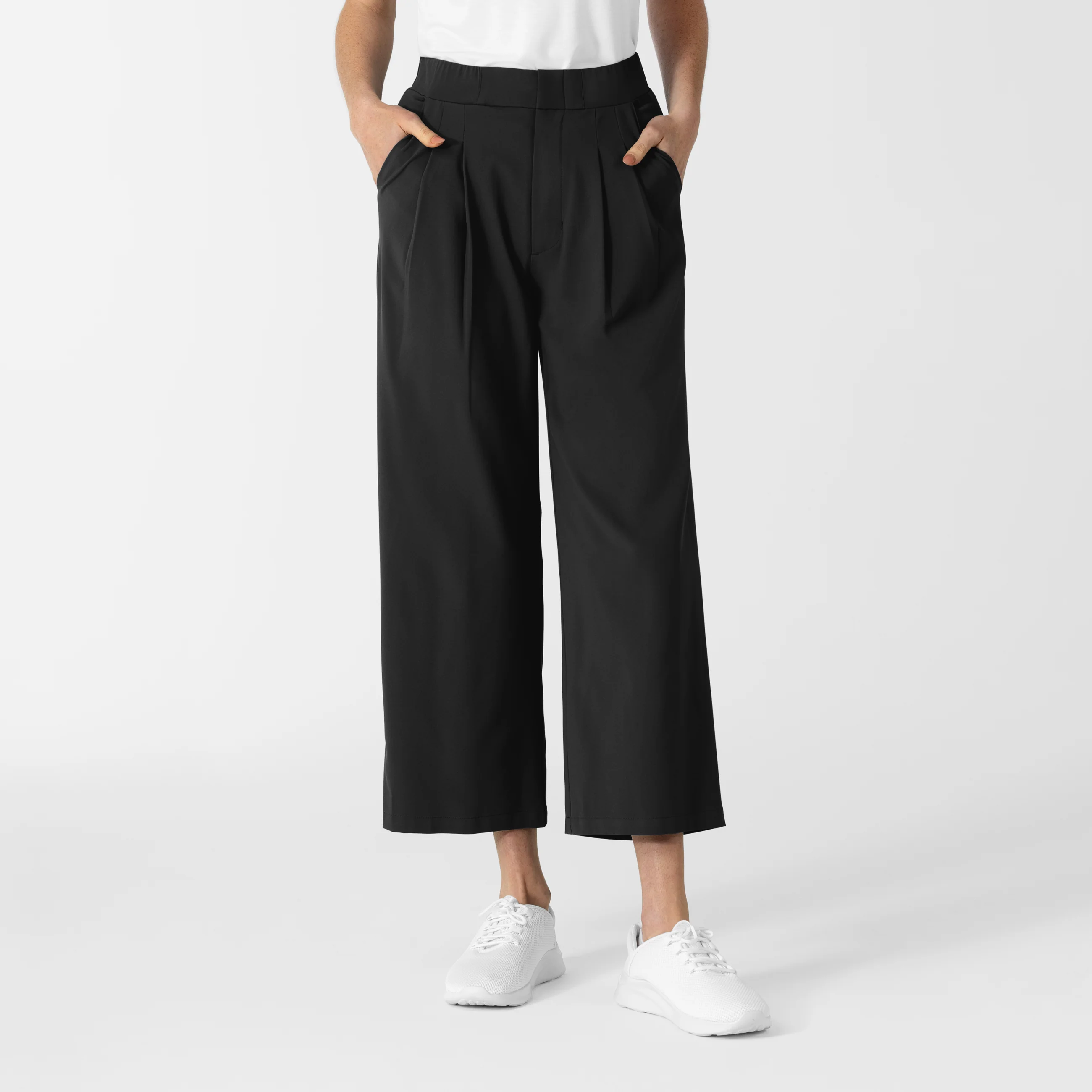 RENEW Women's Cropped Wide Leg Scrub Trouser - Black