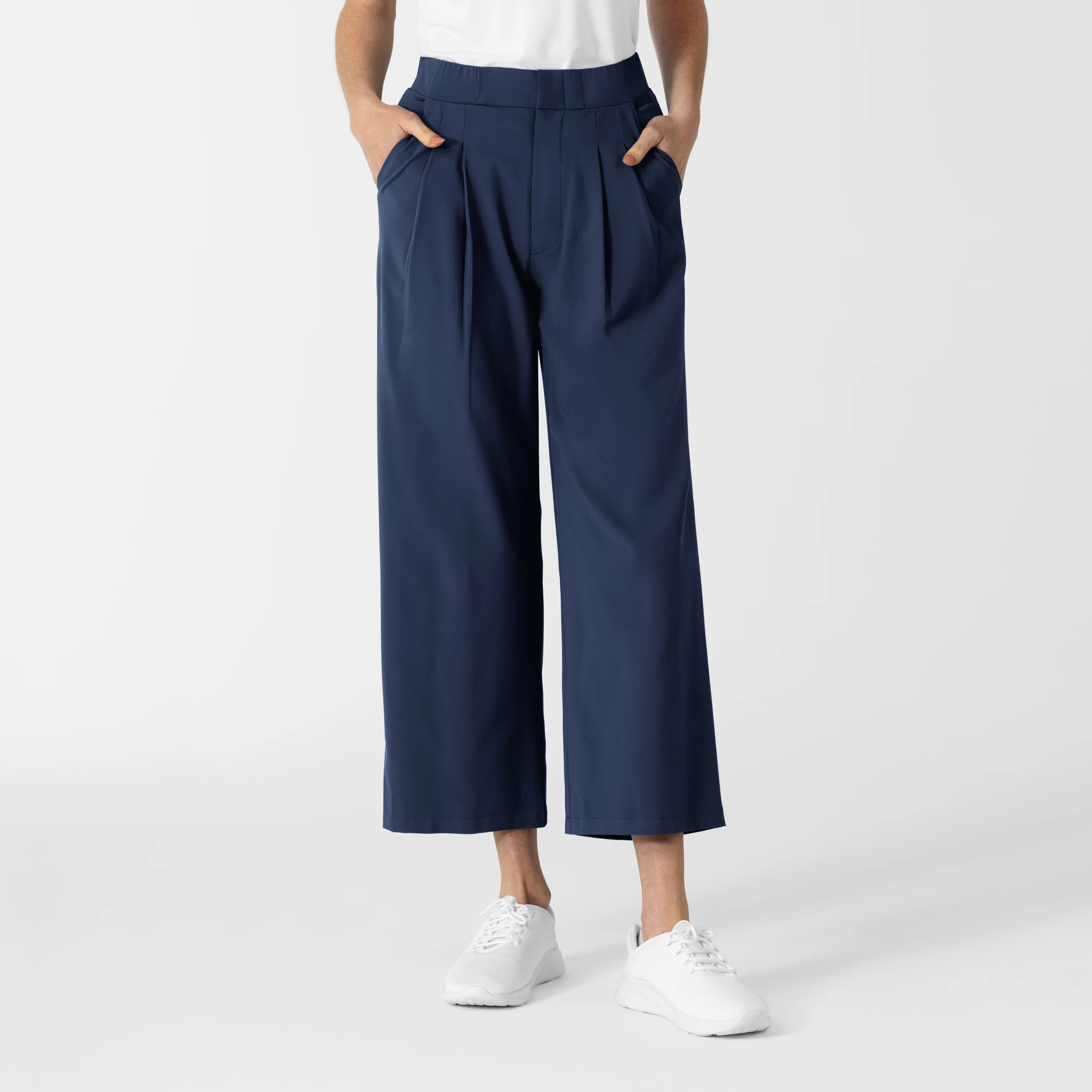 RENEW Women's Cropped Wide Leg Scrub Trouser - Navy