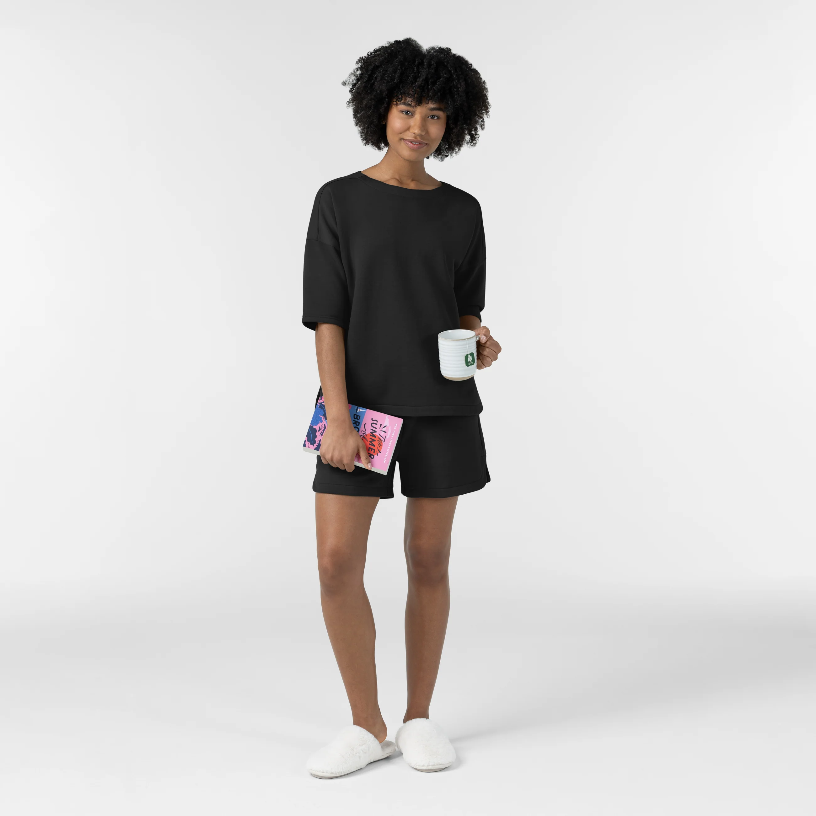 Unwind & Lounge Women's Fleece High Rise Shorts - Black - Image 4
