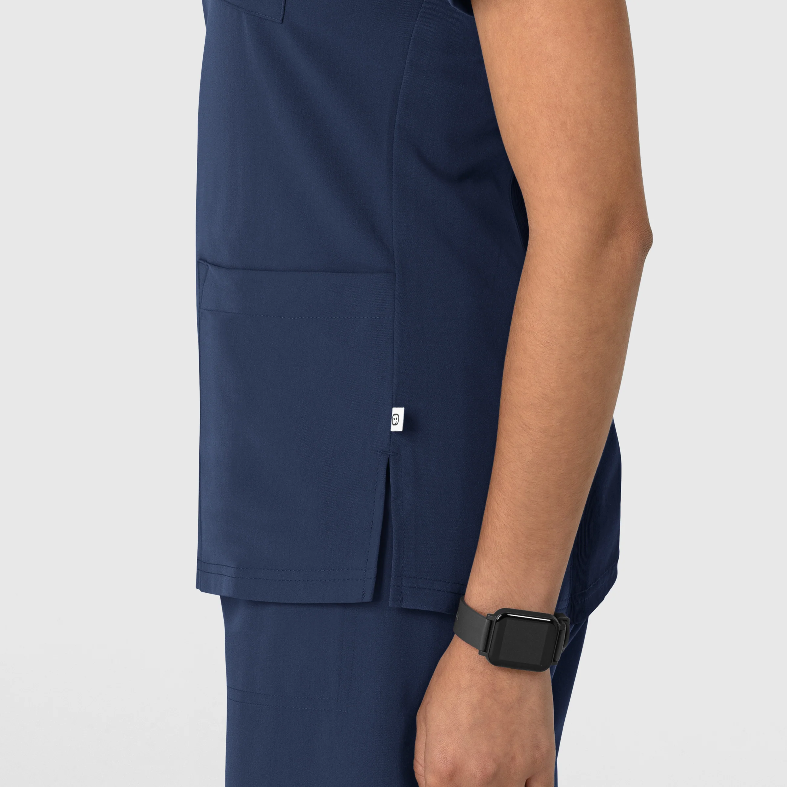 Nova Women's Flex-n-Reach V-Neck Scrub Top - Navy - Image 8