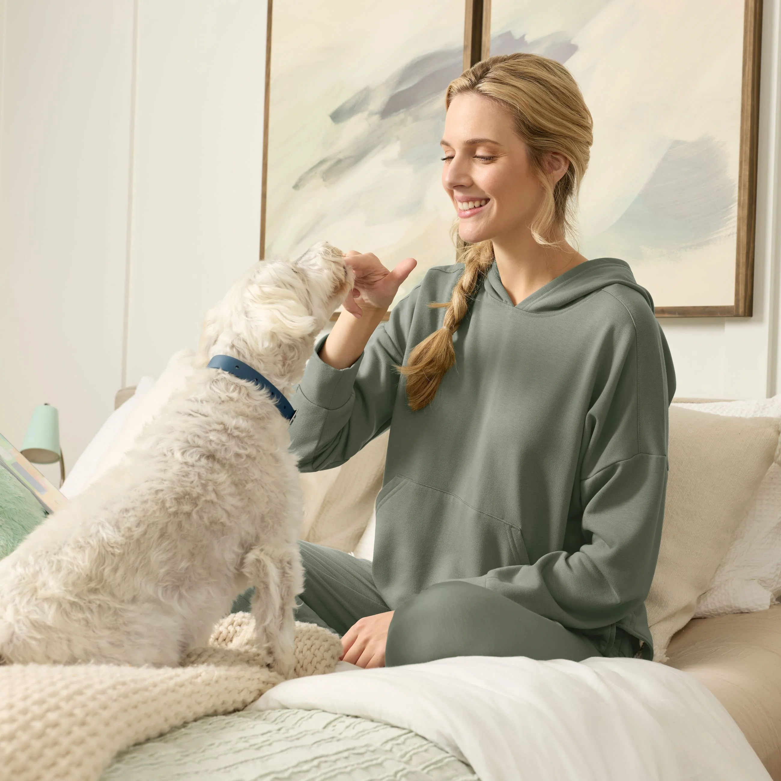Unwind & Lounge Women's Fleece Hoodie - Sage - Image 2
