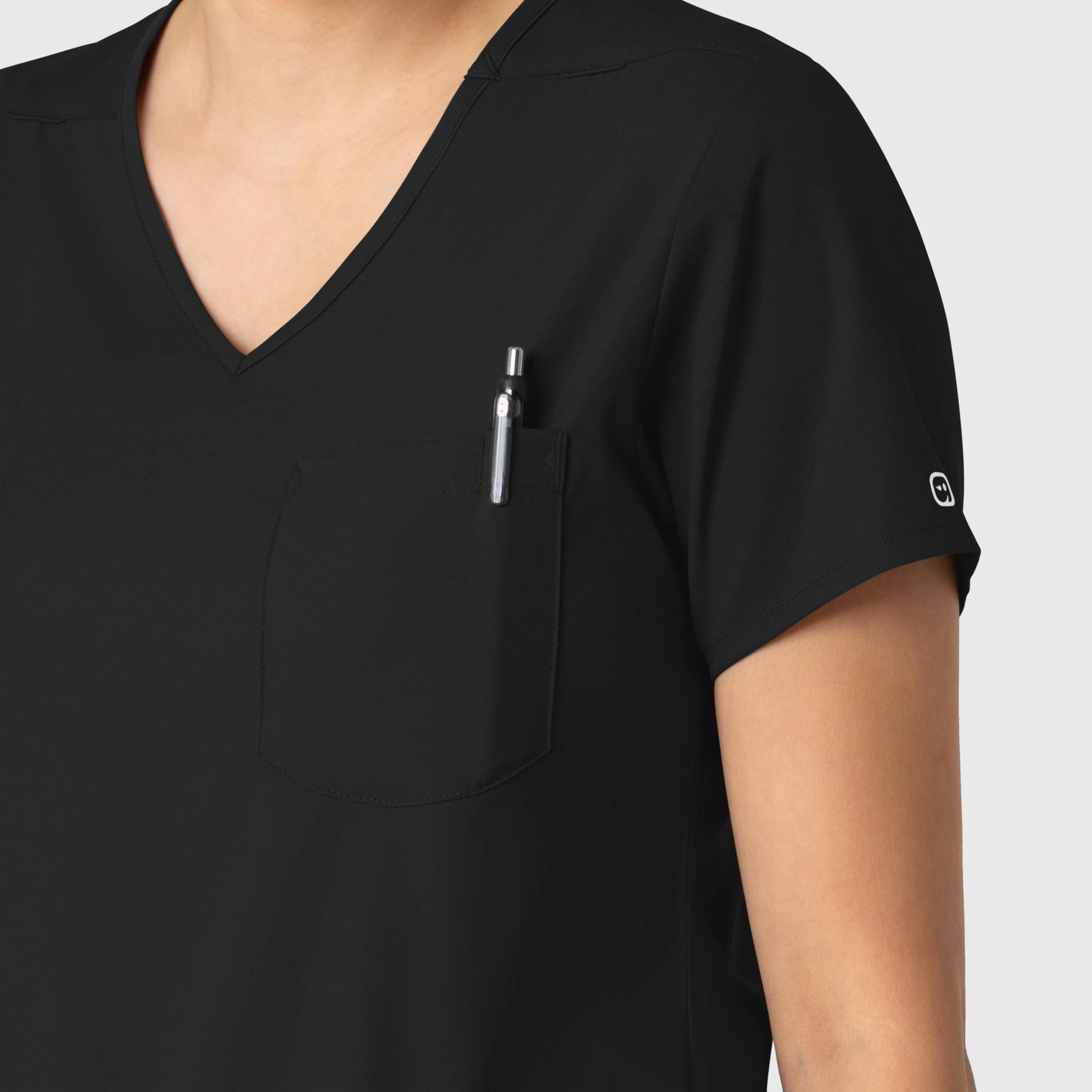 Boundless Women's Tuck-In Scrub Top - Black - Image 8