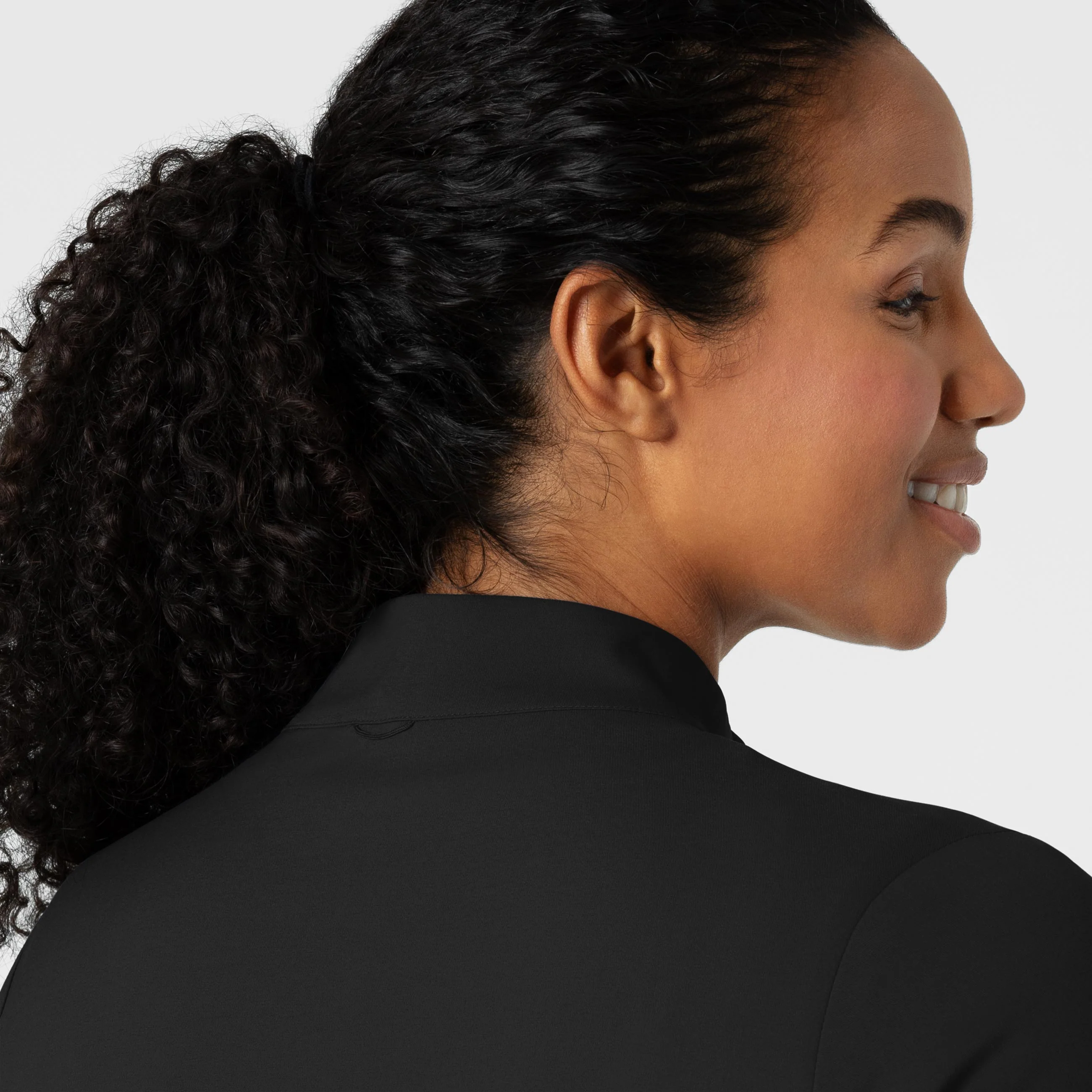 Boundless Women's Warm Up Scrub Jacket - Black - Image 8