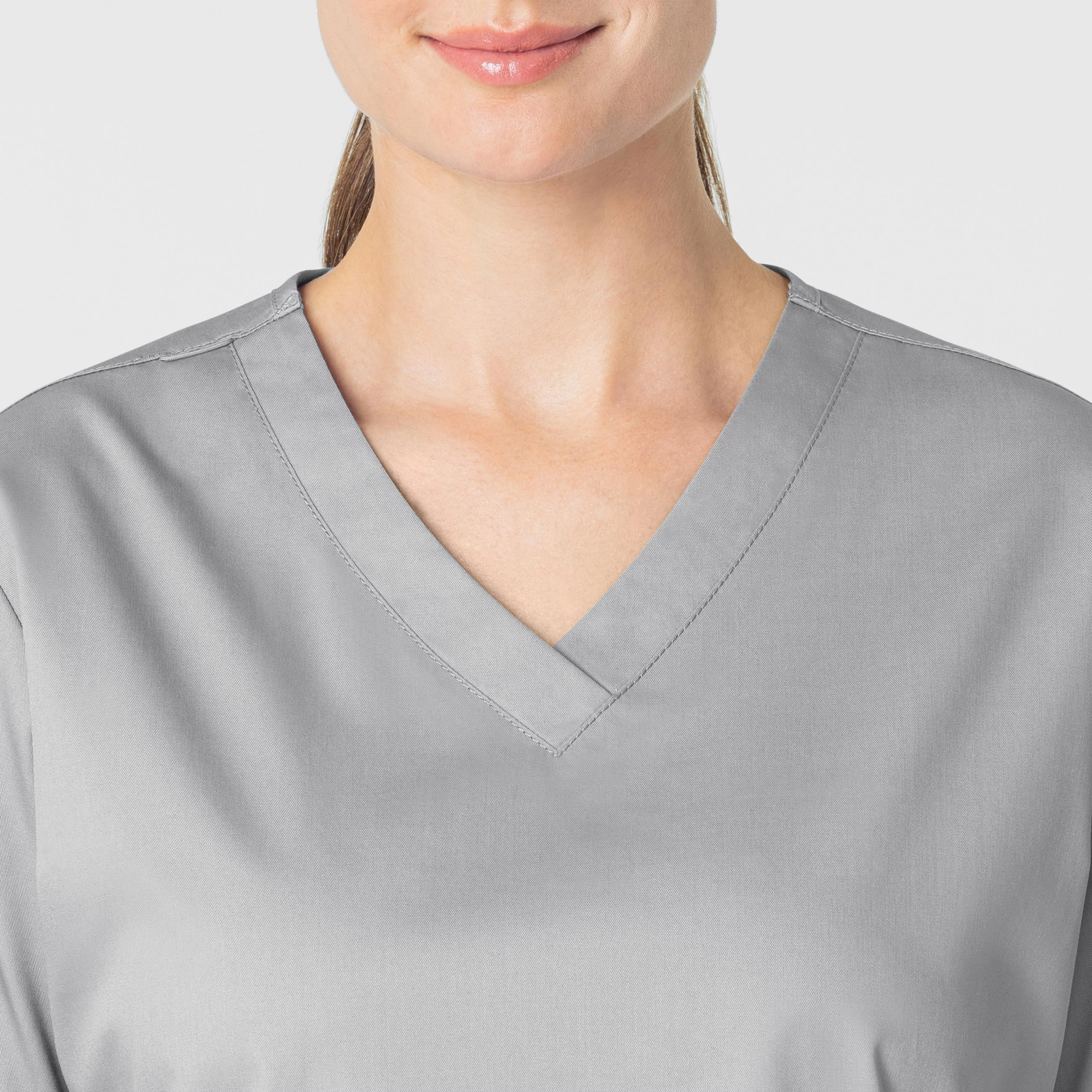 WonderWORK Women's V-Neck Scrub Top - Grey - Image 5